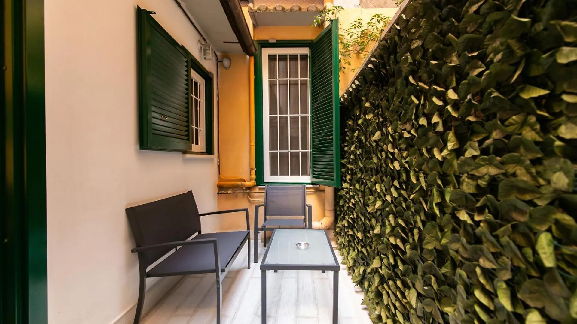 Apartment Dimora Luxe Colosseum With Jacuzzi Rome