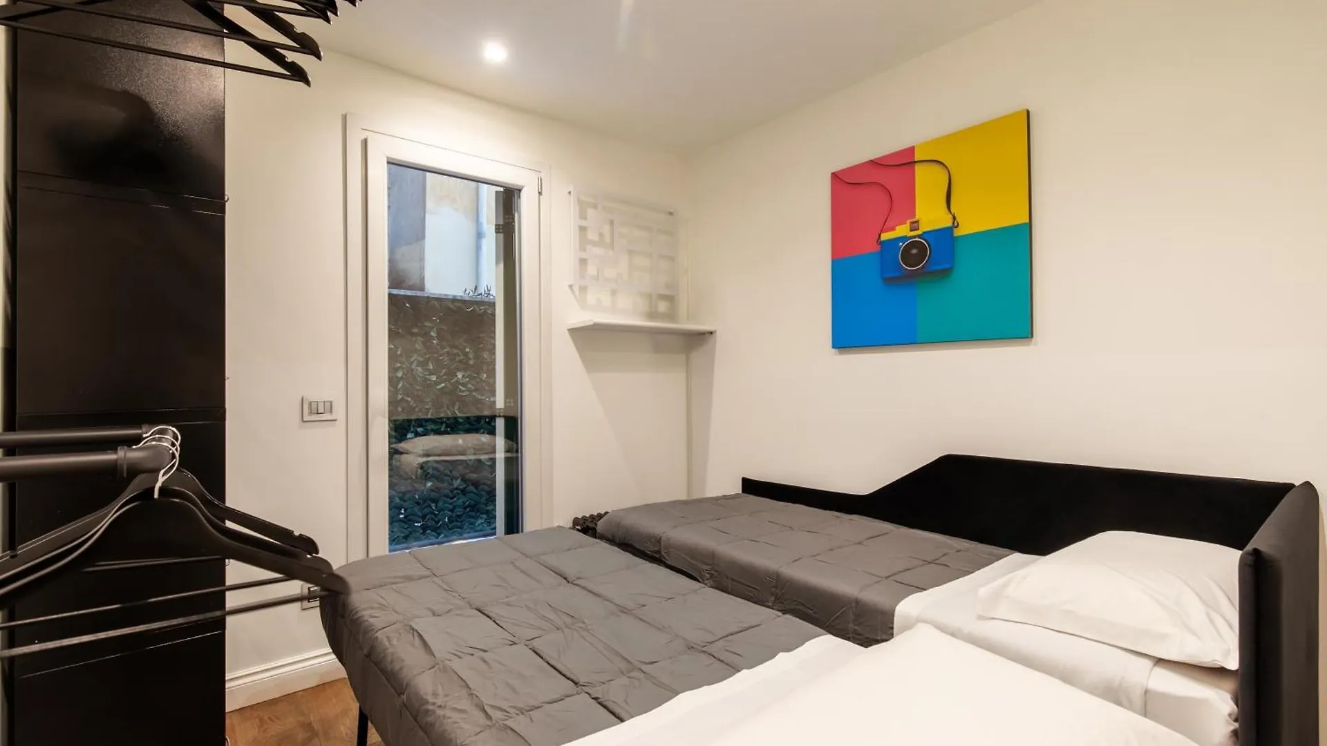 Apartment Dimora Luxe Colosseum With Jacuzzi Rome