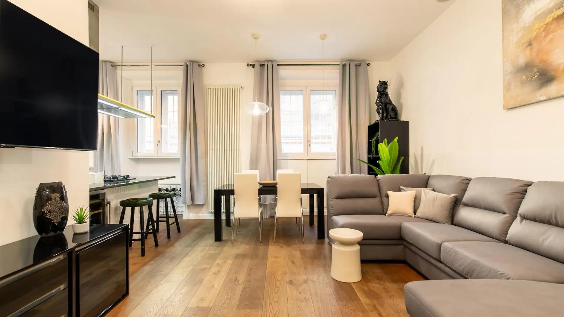 Apartment Dimora Luxe Colosseum With Jacuzzi Rome